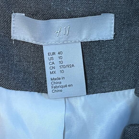H&M 10 Gray Ruched Sleeve Structured Blazer Workwear Career Minimalist Classic - Picture 5 of 7